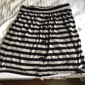 Stripped skirt
